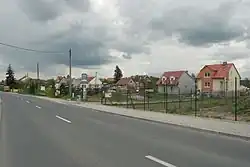 Rodinné domy u západní strany ulice Kociánka