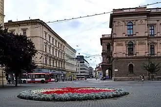 Žerotínovo náměstí, pohled do ulice Česká