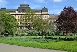 Park za Zemanovou kavárnou