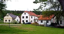 Severní strana návsi