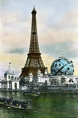 Eiffelova věž a Globe céleste, foto: Neurdein