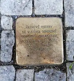 Kámen zmizelých věnovaný členům rodiny Brychů