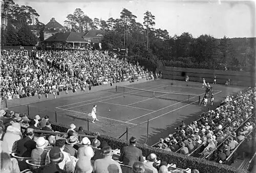 Zápas mezi Helen Willsovou Moodyovou a Paulou von Reznickovou, 1929