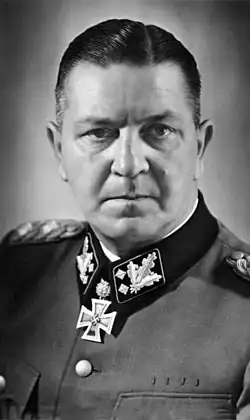 Theodor Eicke jako SS-Obergruppenführer und General der Waffen-SS