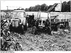 Sklizeň kukuřice, r. 1961