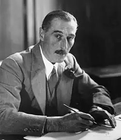 velvyslanec Henderson v úřadu, květen 1937