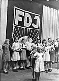 Zakládající ceremoniál FDJ v Berlíně, 1947