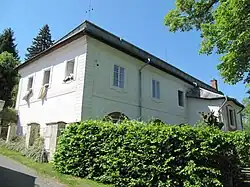 Církvice (KO), zámeček.jpg