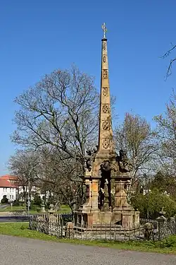 Cítoliby 2019-04-18 Holy Trinity Column.jpg