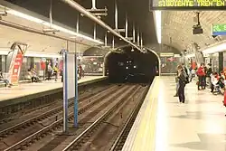 Nástupiště stanice