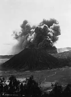 Hora Bromo kolem roku 1920