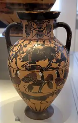 Etruská amfora s lovem na medvěda (kolem 500 př. n. l.)