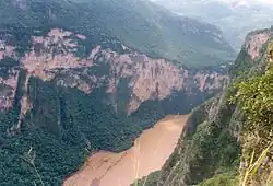 řeka v kaňonu el Sumidero