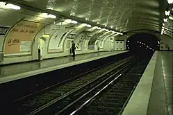 Nástupiště na stanici