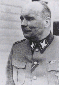Carl hrabě von Pückler jako SS-Brigadeführer und Generalmajor der Waffen-SS[1]