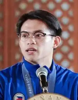 Carlos Yulo (13. srpna 2024)