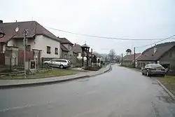 Centrum Bransouz se zvoničkou a křížem