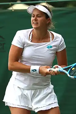 Jana Čepelová v kvalifikaci Wimbledonu 2023