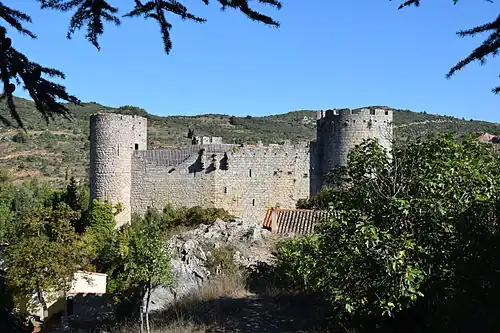 pohled na hrad Villerouge-Termenes