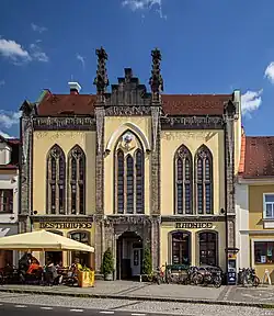 Bývalá radnice na náměstí v Chřibské