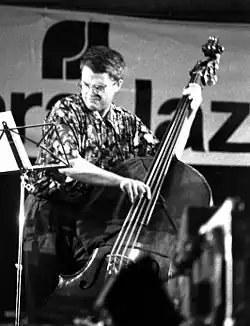 Charlie Haden v roce 1990