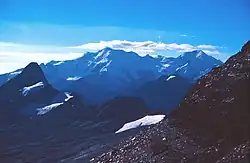 Pohled od západu na masív Chaupi Orco