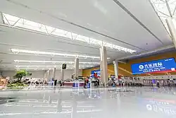 Pohled na letištní plochu