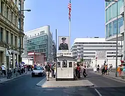 Checkpoint Charlie na Friedrichstrasse