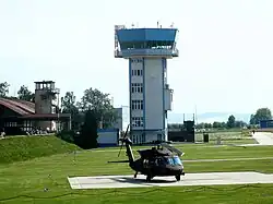 vrtulník UH-60M slovenského letectva na základni v Prešove