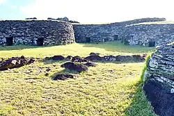 Kamenné domy v Orongo