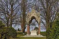 Chlum, Všestary 2022-04 08.jpg