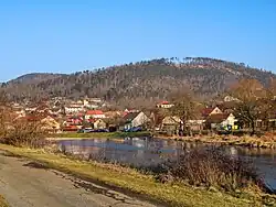 Chodouň, pohled na obec od západu