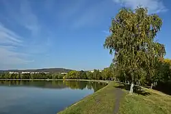 Pohled z jihovýchodní části hráze