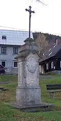 Chrastava-Andělská Hora, kříž na návsi.jpg