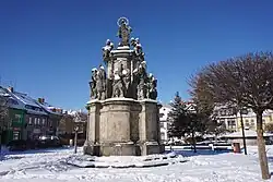 Chrastava - mariánský sloup na náměstí 1. máje.jpg