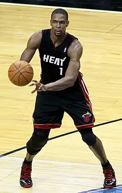 Bosh v dresu Miami Heat