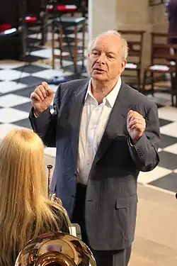 Hogwood při zkoušce v roce 2014