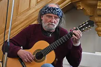 Stanislav Klecandr během koncertu v roce 2017.