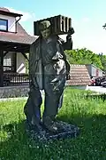 Socha chovatele drůbeže v Chudčicích