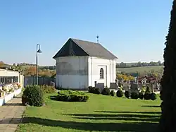 Chvalkovice (VY), pohřební kaple.jpg