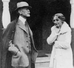 Isak Gustaf Clason se spolupracovnicí, zahradní architektkou Ester Claesson