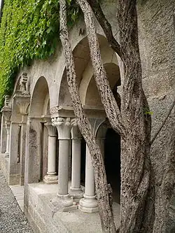 Sloupoví křížové chodby