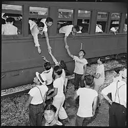 Zavírání Jerome Relocation Center, Denson, Arkansas
