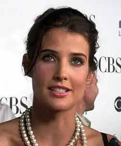 Cobie Smulders jako Robin Scherbatská