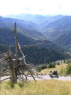 Pohled na průsmyk Col de Turini