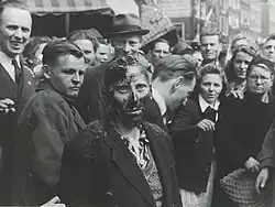 Po válce se část kolaborujících žen (tzv. Moffenmeid nebo Tyskertøseru) stala obětí rozsáhlých a brutálních odvetných činů a útoků. Byly jim oholeny vlasy, obličeje jim byly pomazány dehtem nebo smolou.