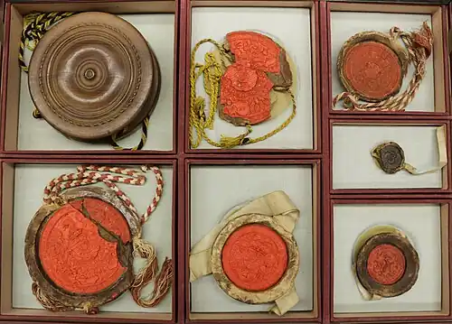 Soubor pečetí z archivu města Kostelec nad Labem