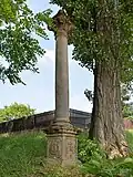 Column with statue of John of Nepomuk in Liběšice 04.jpg