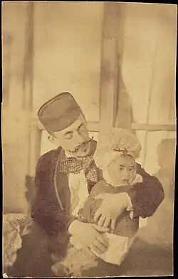 Constantin Grünberg isänsä, Constantin Grünberg vanhemman, sylissä noin, 1892