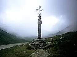 Żelezný kříž na Col de la Croix de Fer